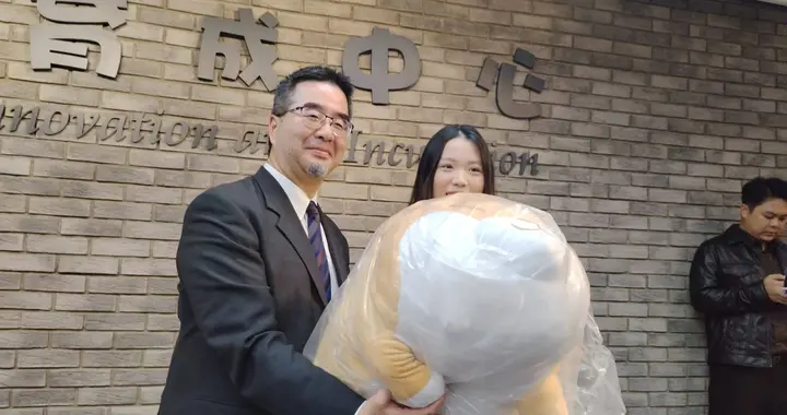 民进党变成护航曹兴诚的侧翼,郑丽文:荒唐可笑