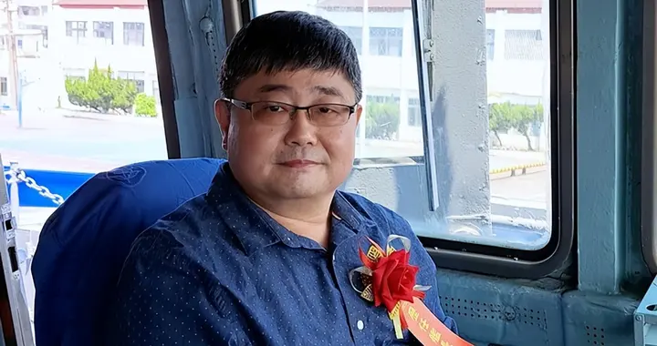 揭“黑熊学院”演训笑话一箩筐,徐巧芯讽:拜托别再示范了