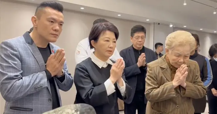 张启楷杠卓荣泰要“赖清德小孩回来当兵”,气氛火爆引韩国瑜调解