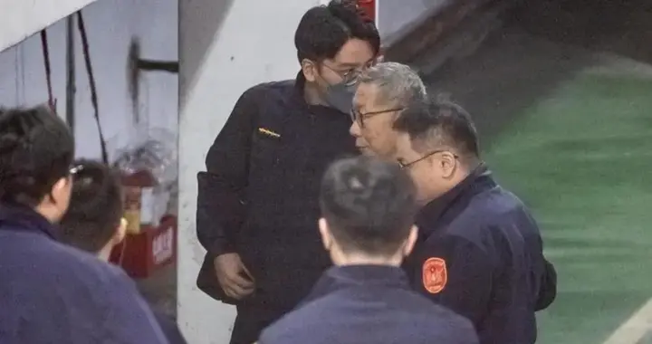 自称颜宽恒表弟、高举罢免牌扬言下架国民党,颜办:家族查无此人