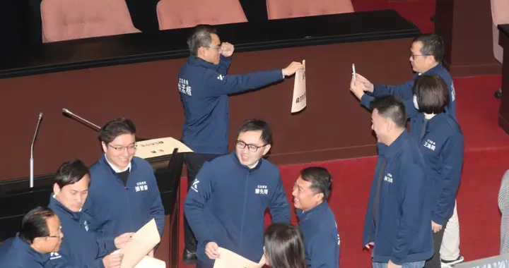 台军拟花百亿美元买武器?白营民代质疑赖清德:想吸引特朗普关爱