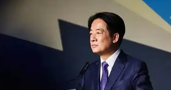 国台办:涉台胞证件两项新政将进一步便利台胞在大陆学习、创业、就业、生活