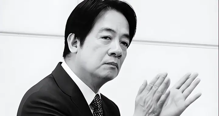 国台办:涉台胞证件两项新政将进一步便利台胞在大陆学习、创业、就业、生活