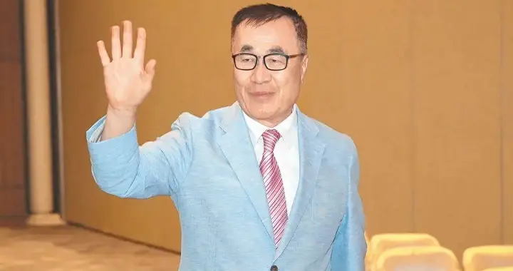 批台监察机构是“废物”,罗智强提案砍光陈菊、“监委”薪水