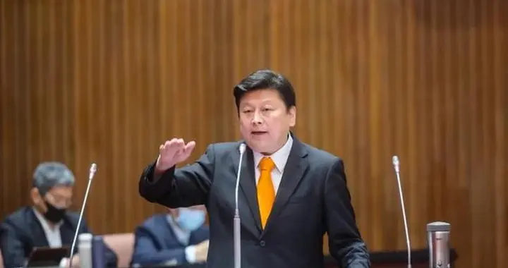 台中新光三越惊传气爆!台媒:1男遭炸飞倒地当场身亡