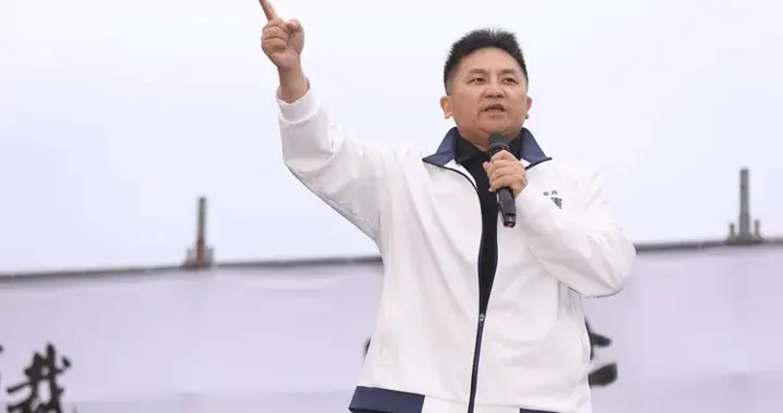 台湾地区被美国剥了两次皮,张延廷批:赖清德守不住家业