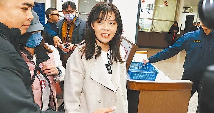 台积电仍要“奉命”救英特尔? 蔡正元痛批:被“白嫖”还要背债!