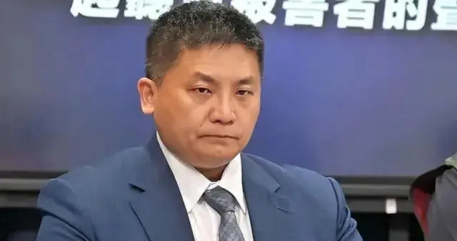 “腥闻”被爆三宗罪!“台独顽固分子”曹兴诚被一刀毙命