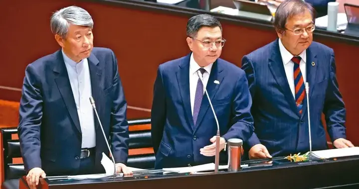 15名绿营民代罢免案或通过第一阶段连署,朱立伦:将办百场说明会