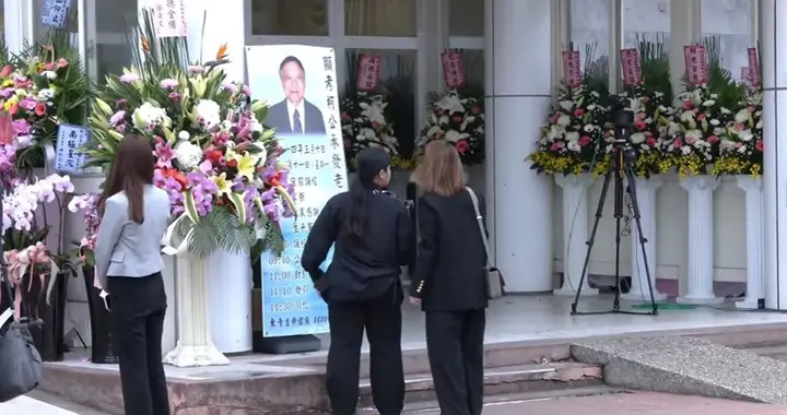 爆韩国瑜与赖清德会商“这礼物送不出去”, 钱怡君叹:人真的不能这么好