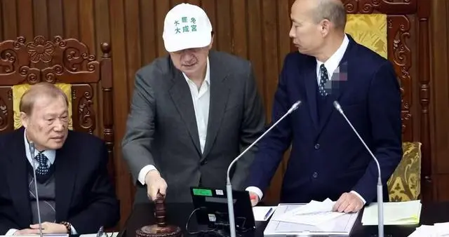 “五桐号”奶茶事件背后,是赖清德连任焦虑与政绩空白的遮羞布