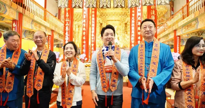 路易莎咖啡遭“青鸟”出征蓝营接力相挺,台媒体人揭:民怨发酵