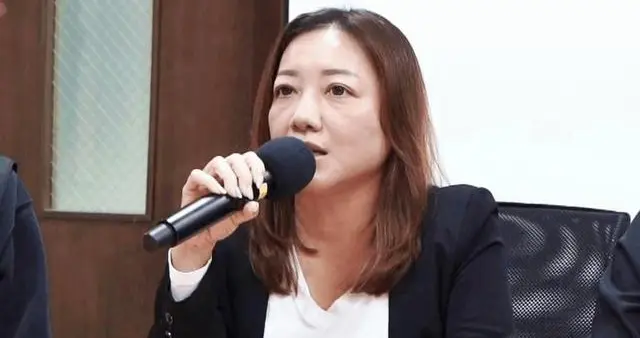 柯建铭要卢秀燕“沉潜当个妈妈就好”,陈智菡:若出自柯文哲之口会怎样