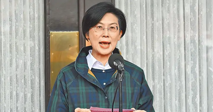 特朗普宣布制造第六代战机F-47,张延廷:造出来可能已落伍了
