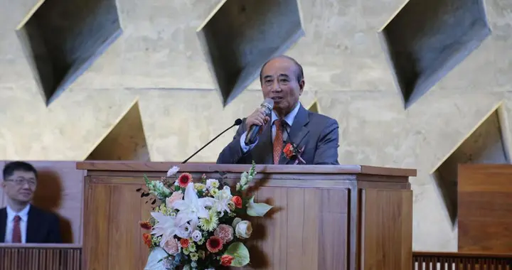 抛政党协商“讲废话罚钱”, 张启楷自爆被柯建铭威胁