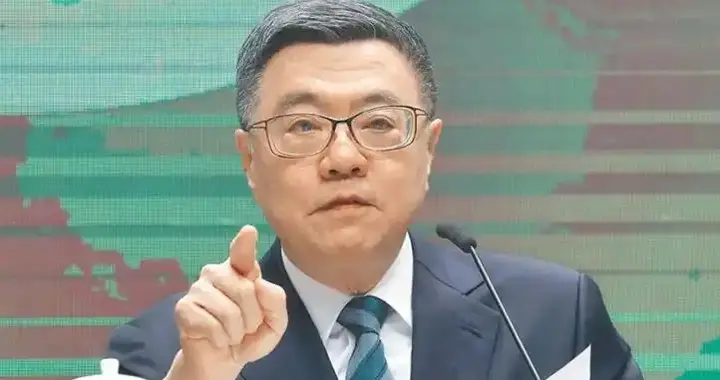 美国在台官员酒后闹事打伤保安,台军方派人赴警局带离