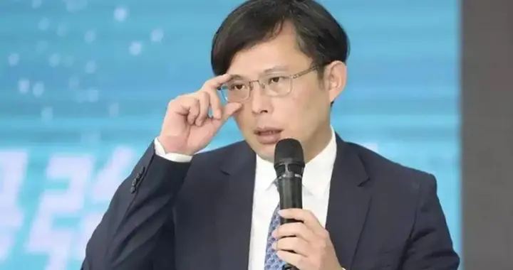花式签连署!罢免吴思瑶团体曝周末连署书破1900份:连李富城都来了