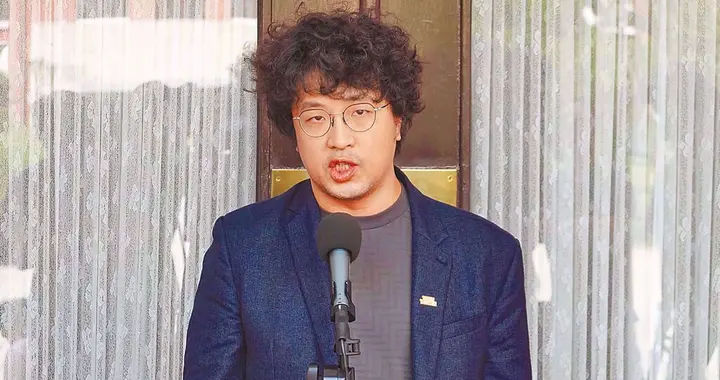 台民意机构爆激烈冲突,韩国瑜深夜发声:我没受伤