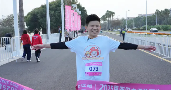 绿营纷纷与曹兴诚切割,谢寒冰:到底是谁蠢很快就能看到了