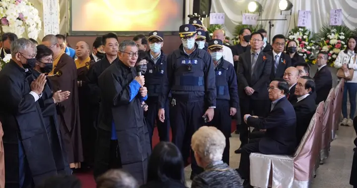曹兴诚称从未承诺捐款给台湾清华大学,谢寒冰批出尔反尔:骗了我们30年