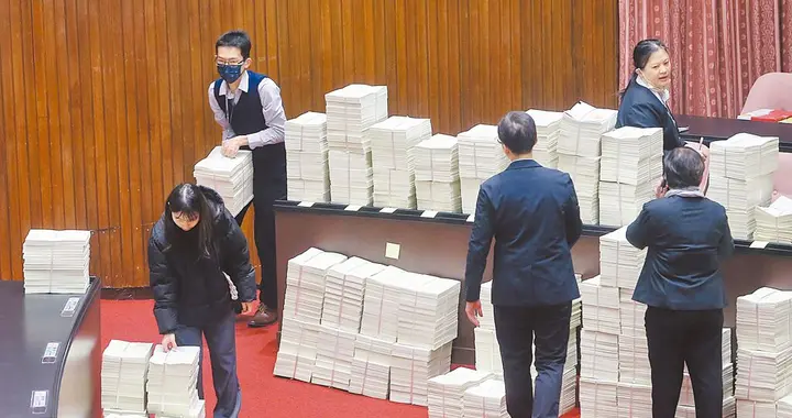 健康出状况!柯文哲怒呛台北地检署:最希望他逃亡的就是民进党