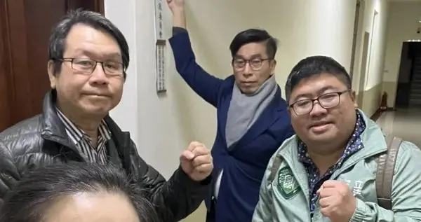 侯友宜二月二拜土地公,向民进党当局喊话:不要砍新北市的财源