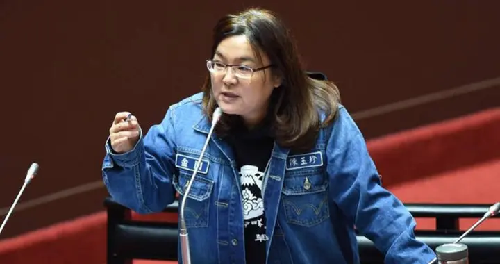 兵力短缺,台军要将女性纳入义务役?栗正杰直呼:根本不可能