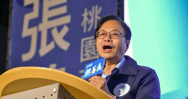 民众党支持者看守所外静坐,小年夜陪柯文哲围炉,陈佩琪含泪发声