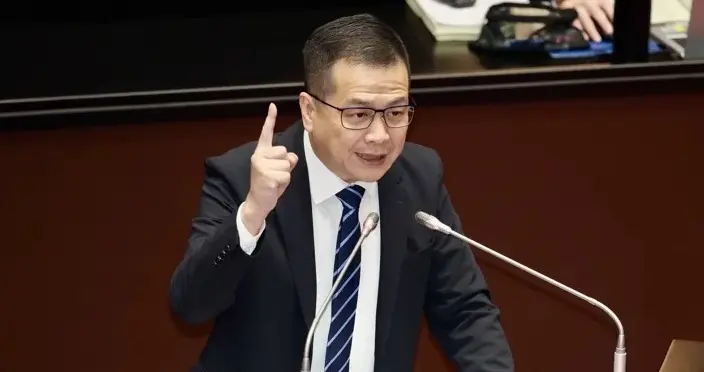 反噬了?与亲绿侧翼罢免团体合作不畅,民进党高官被问到脸色铁青