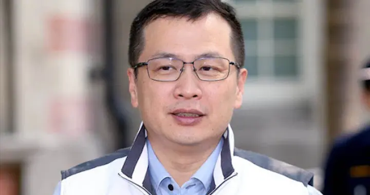 吕秀莲劝民进党“闭嘴”,怒斥“别再批预算被砍,赶快拿出政绩”